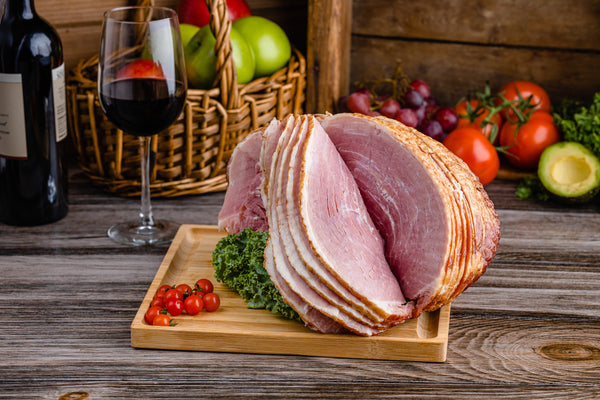 Spiral-Sliced Ham & Cutting Board